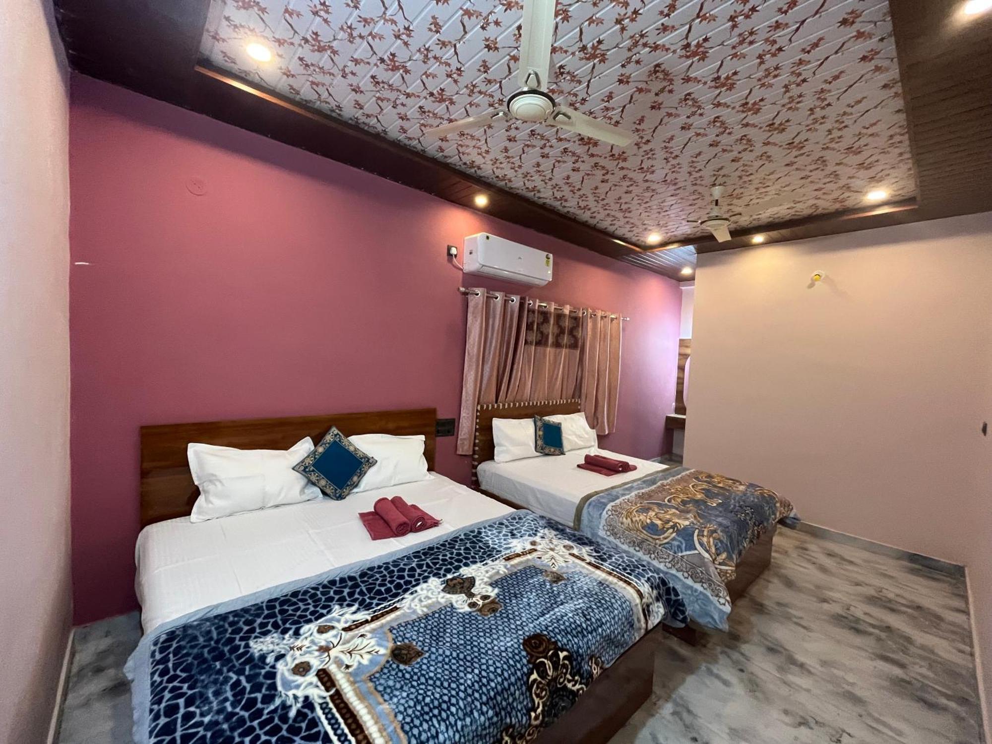 Manoj Homestay Hampi Zewnętrze zdjęcie