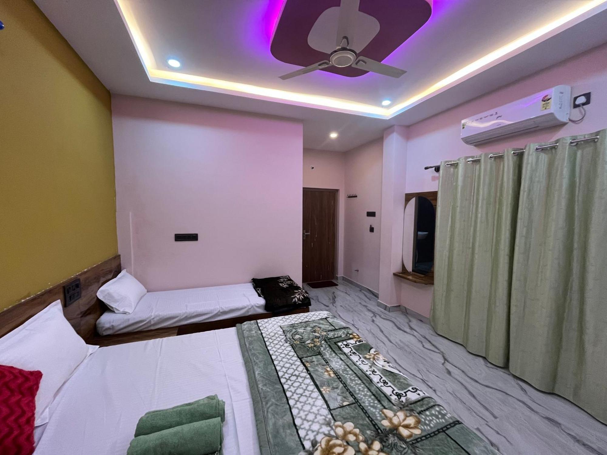 Manoj Homestay Hampi Zewnętrze zdjęcie